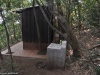 Toaleta na campingu w Parku Narodowym El Imposible; Salwador