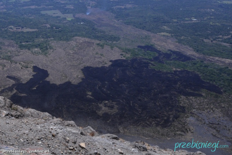 Pole zastygłej lawy pod szczytem wulkanu Izalco; Salwador
