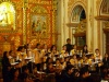 Koncert chóru w kościele Jezuitów podczas Święta Orchidei w Concepción; Boliwia