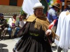 Indianie tańczący wokół kopca soli - w Potosí; Boliwia